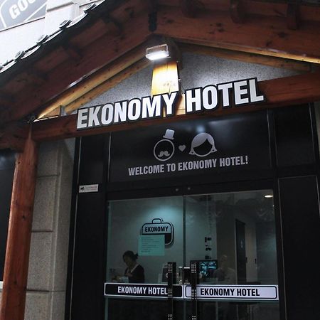 Ekonomy Hotel Dongdaemun Seoel Buitenkant foto