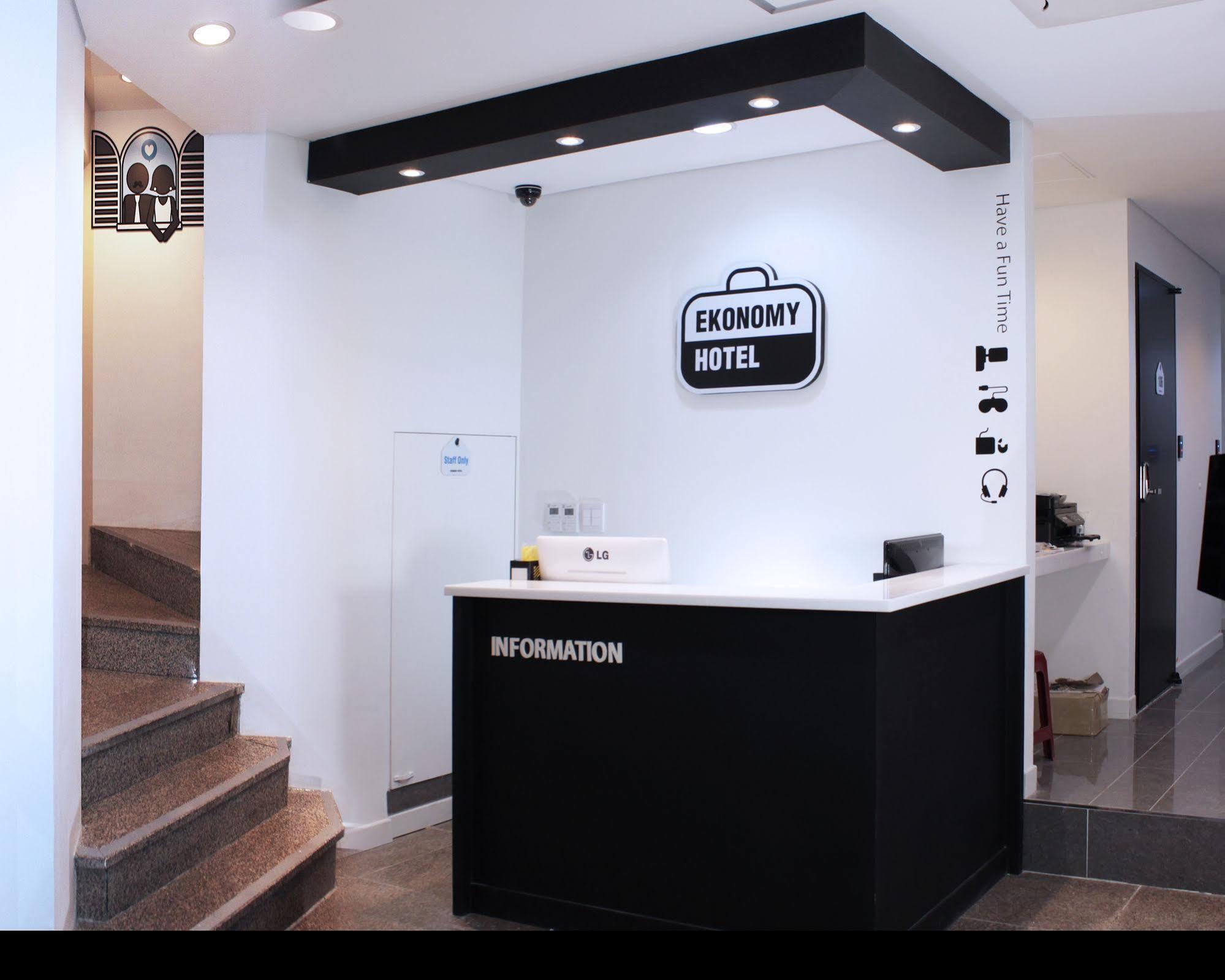 Ekonomy Hotel Dongdaemun Seoel Buitenkant foto