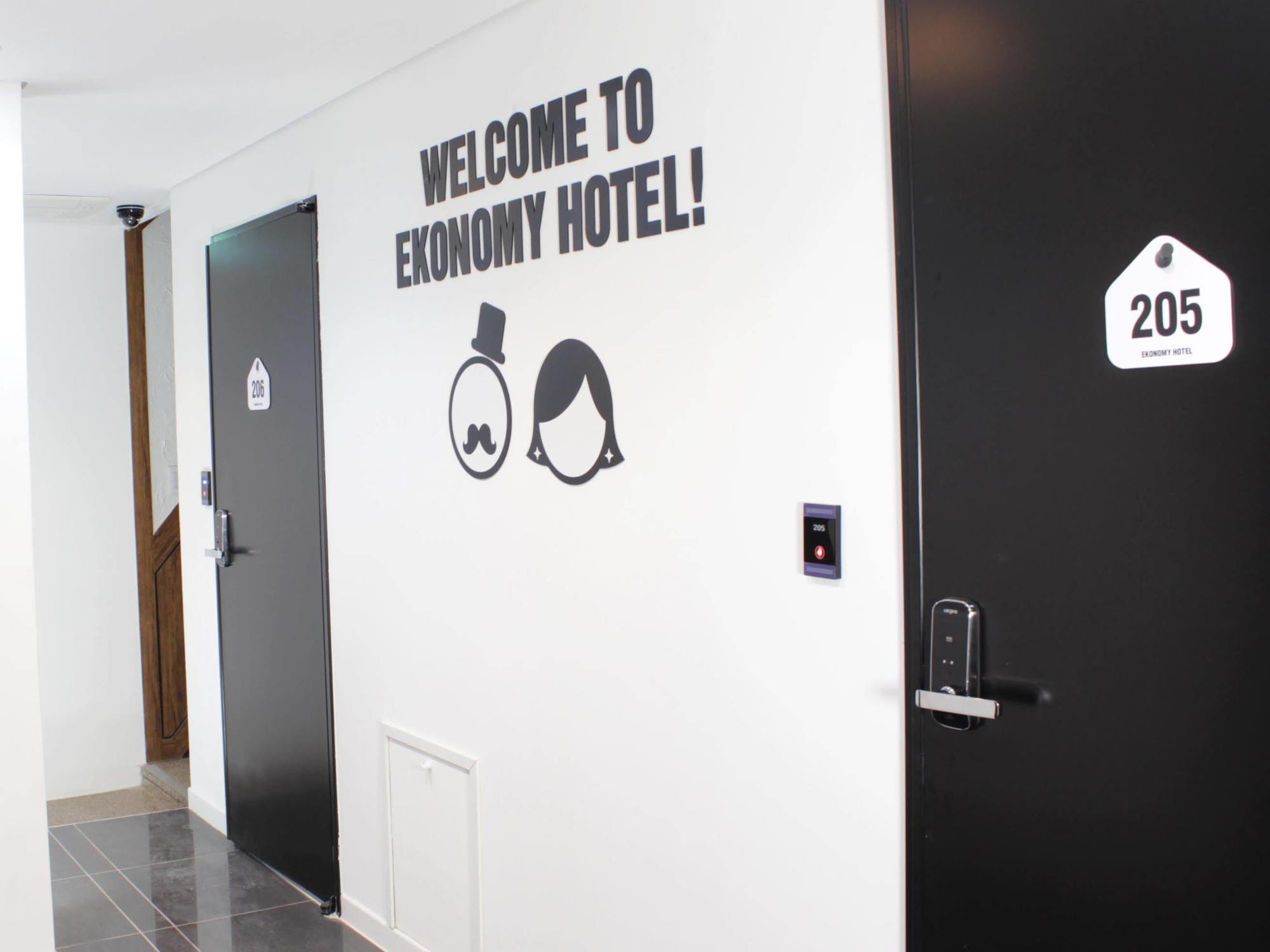 Ekonomy Hotel Dongdaemun Seoel Buitenkant foto