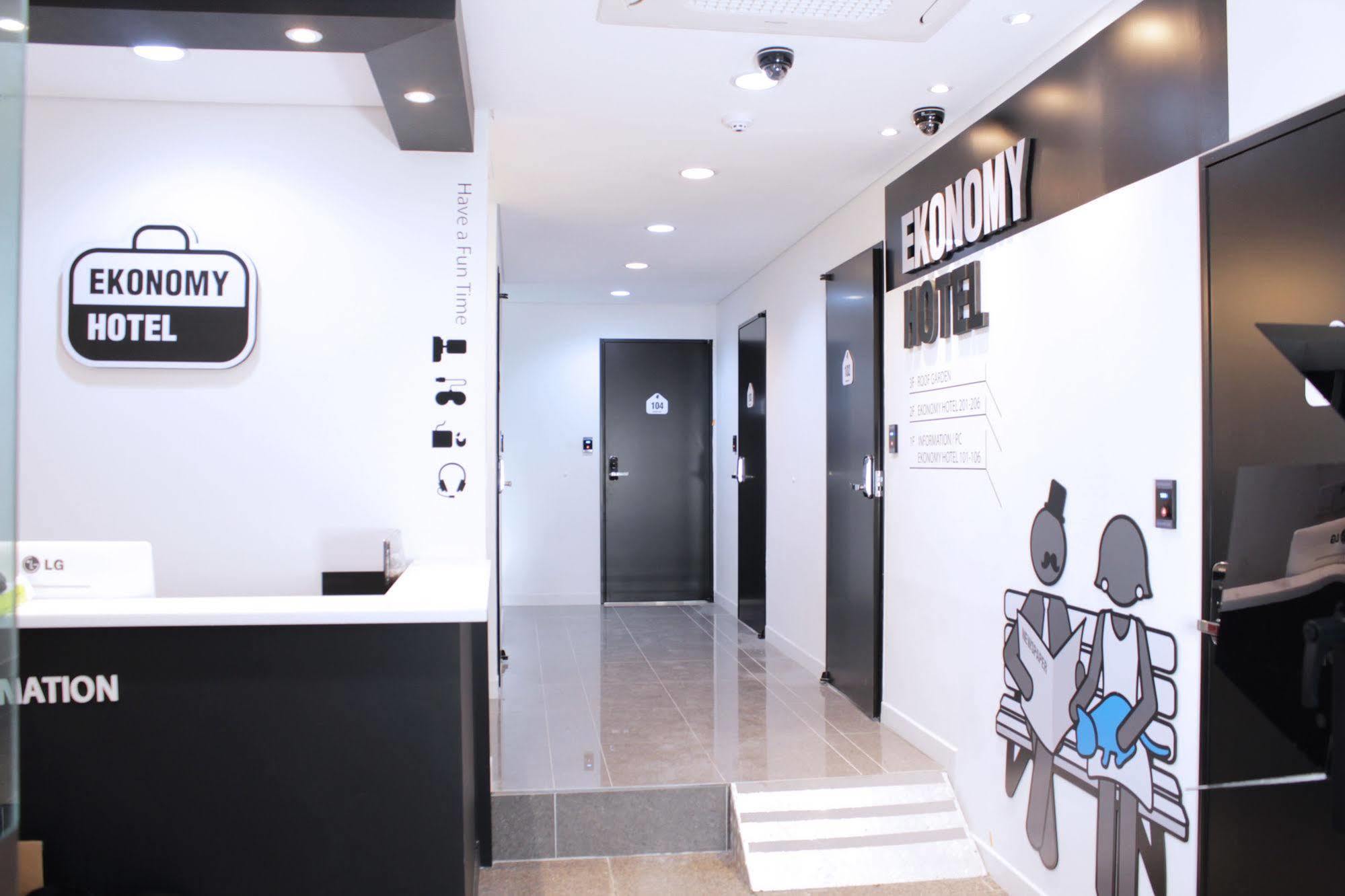 Ekonomy Hotel Dongdaemun Seoel Buitenkant foto